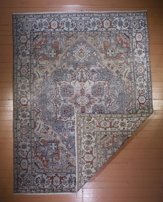 Heriz Rug # 7922