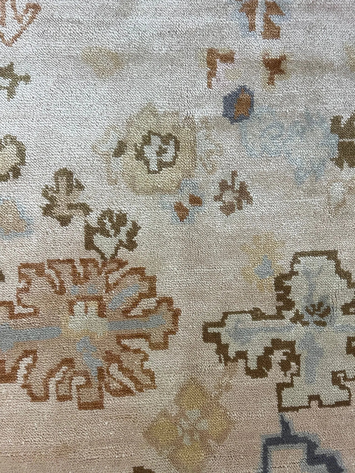 Oushak Rug # 8455