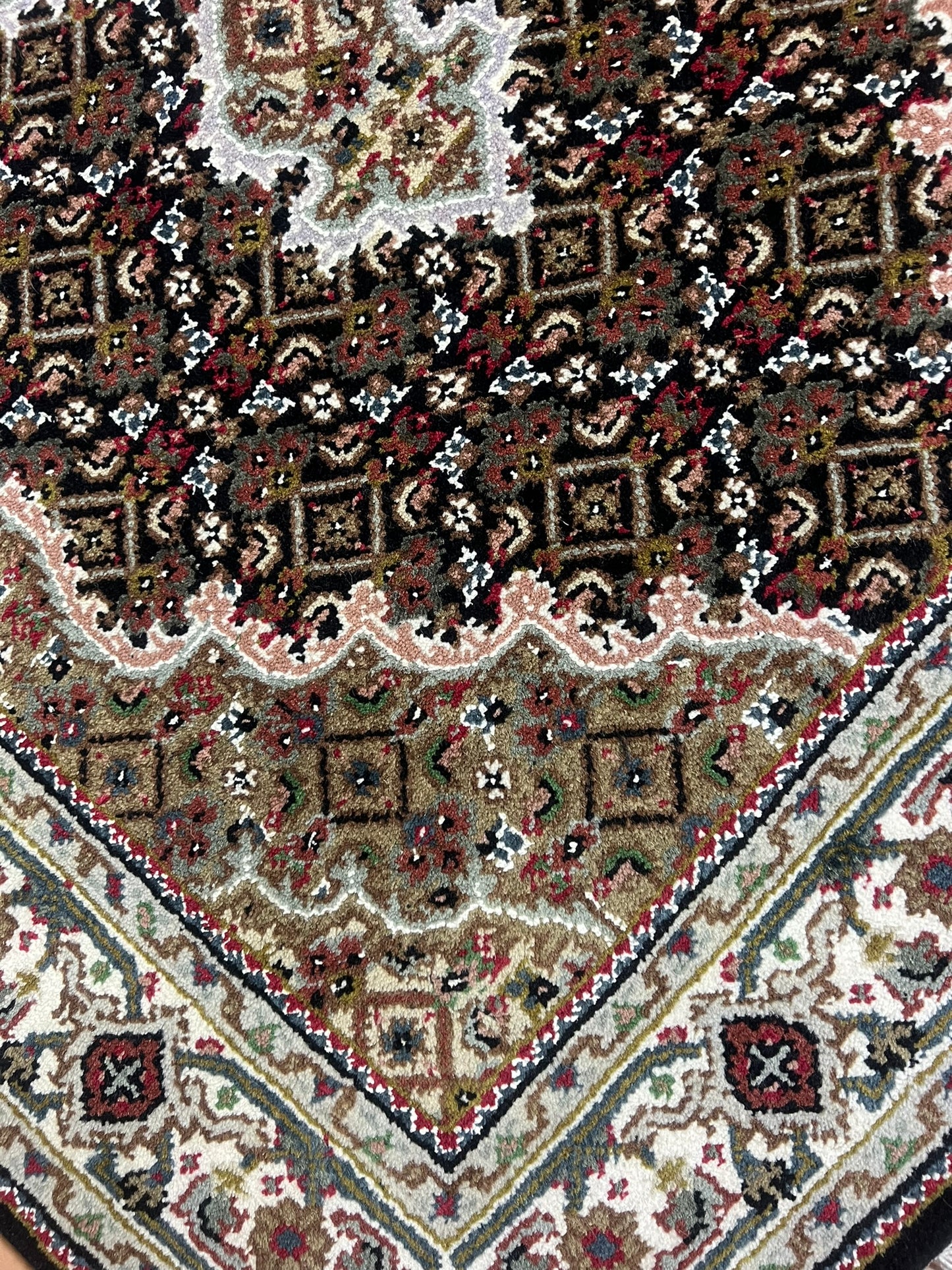 TABRIZ INDIA # 7956