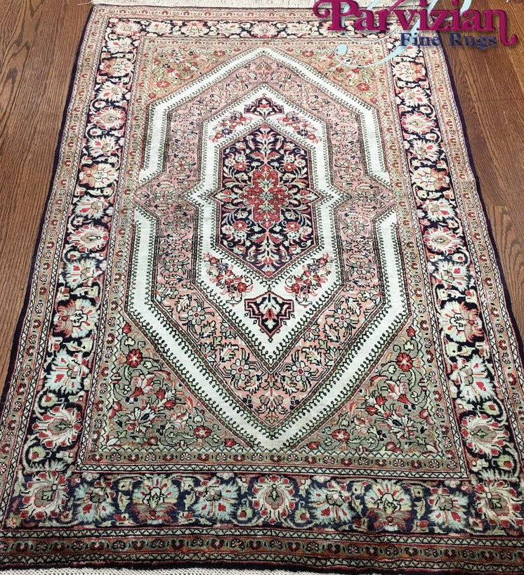 QUM IRAN 6137