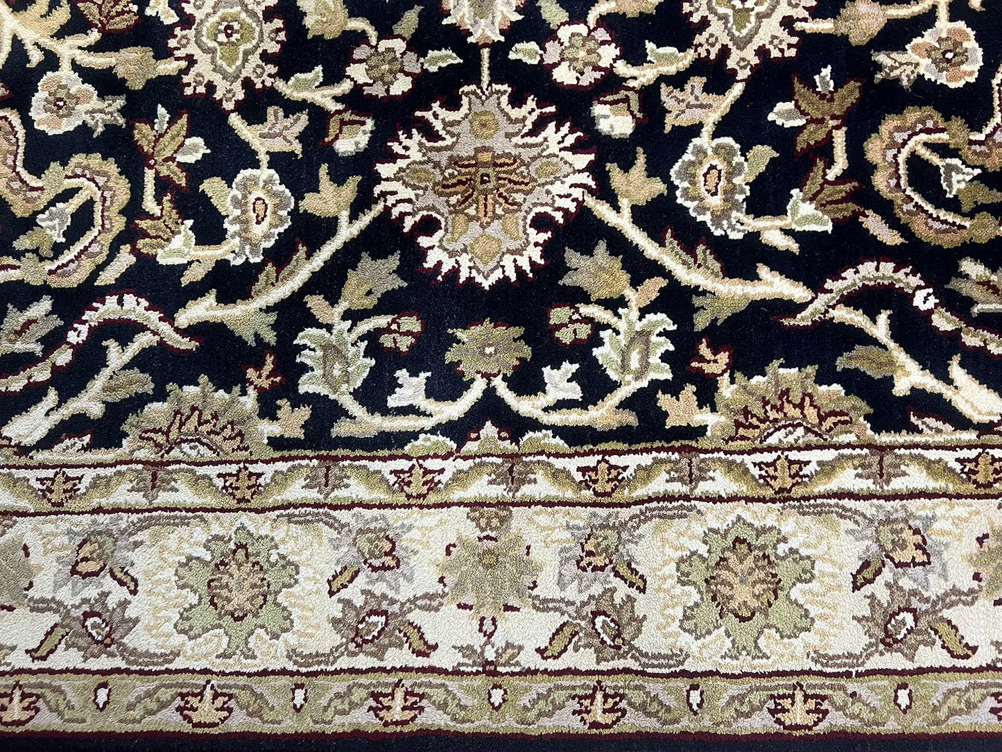 Agra Rug # 4810