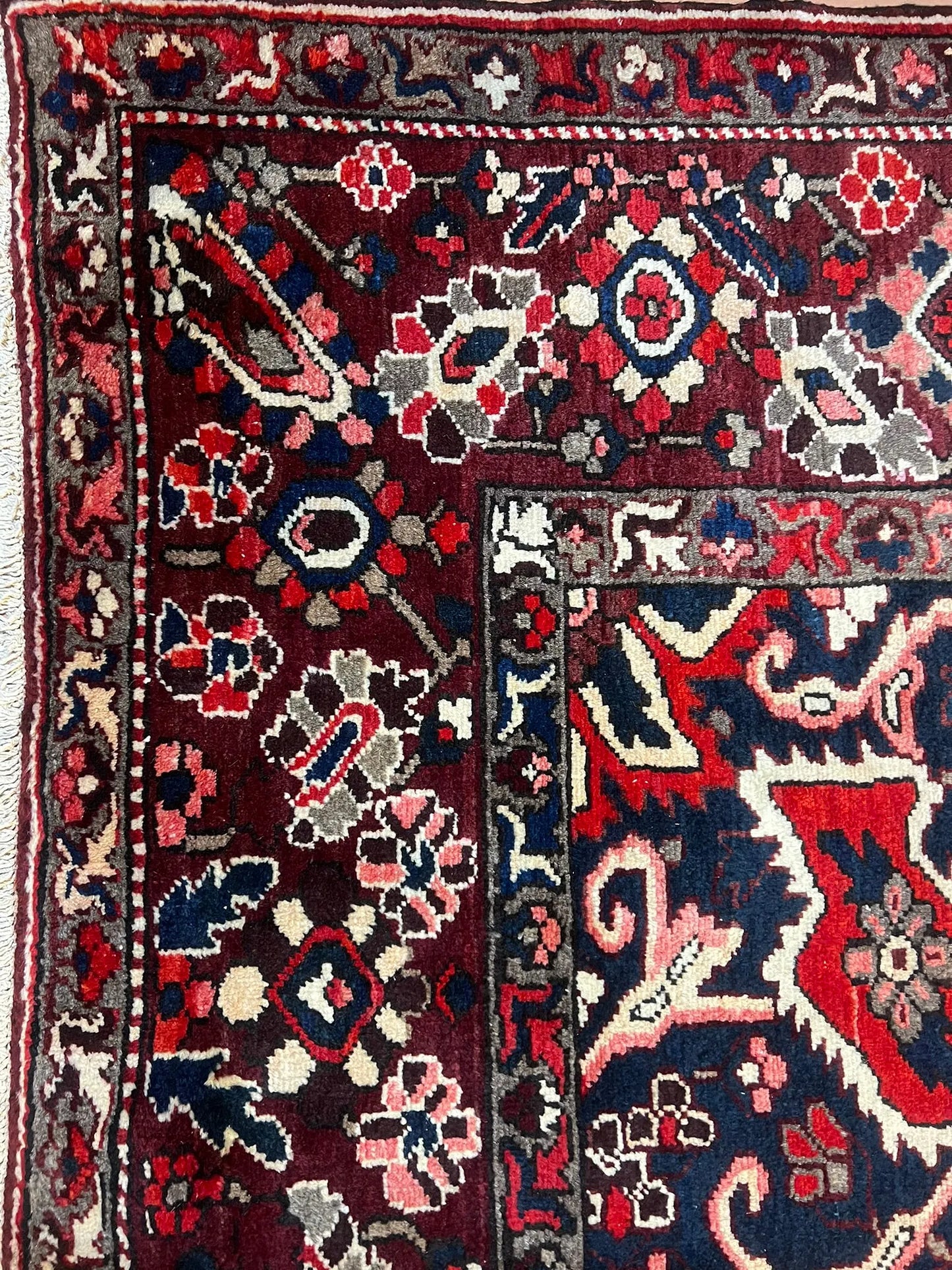 Backhtiari Rug # 5601