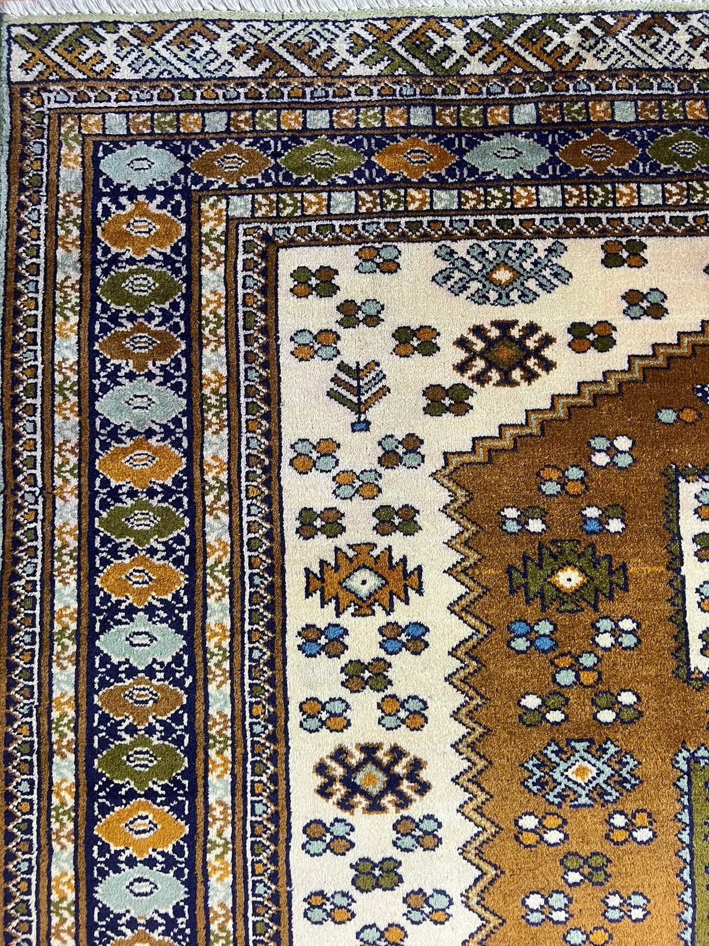 Turkeman Rug # 5845