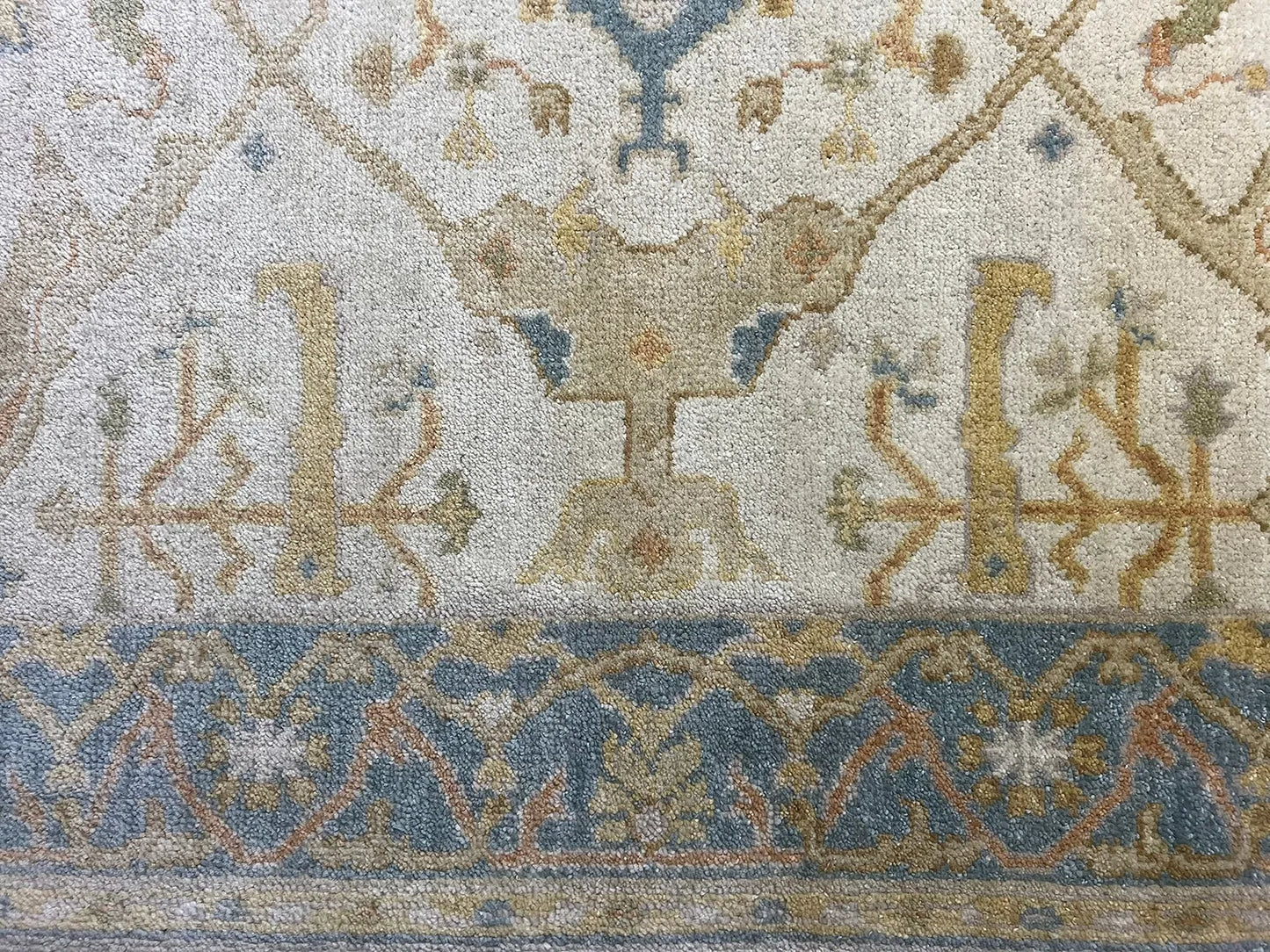 Oushak Rug # 7426