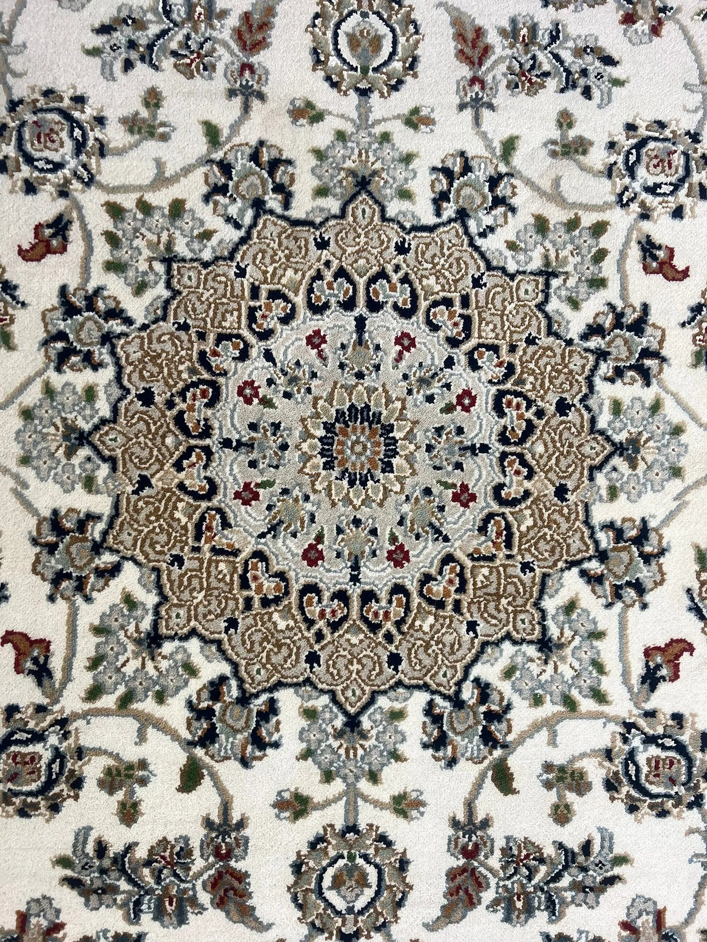 Nain Rug # 7430