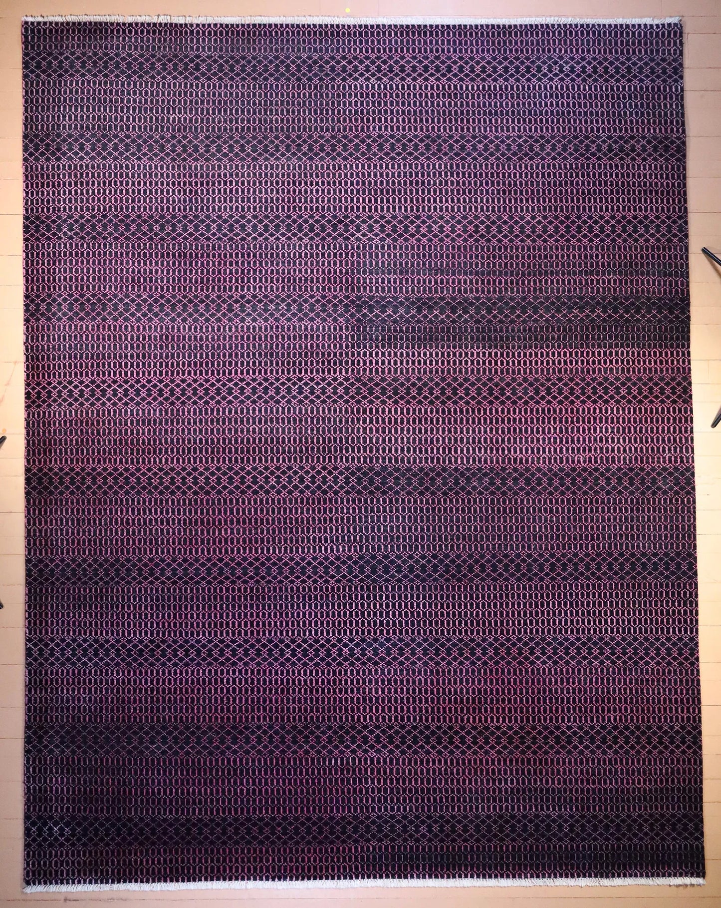 Contemporary Rug # 7599