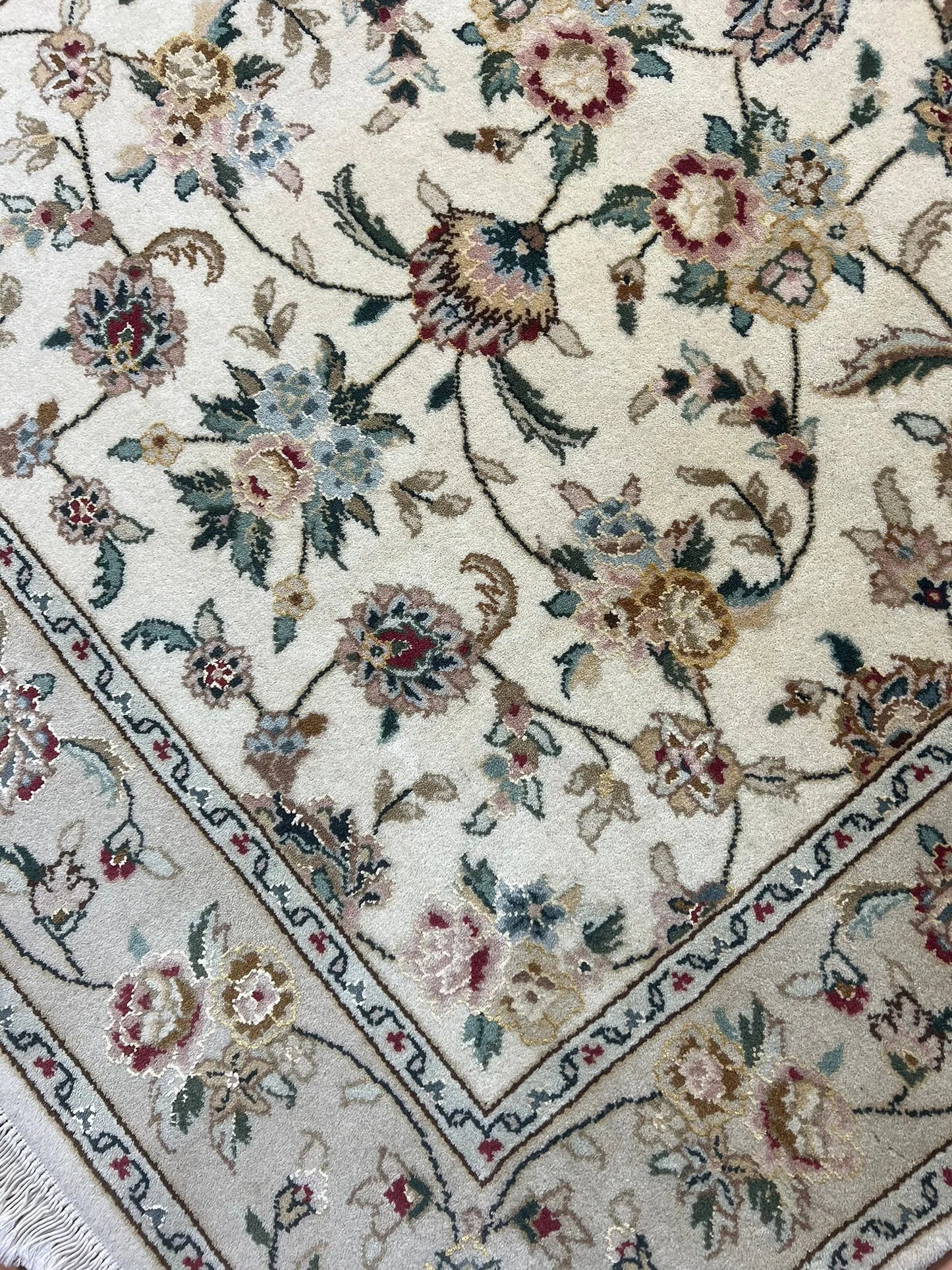 Tabriz Rug # 8111
