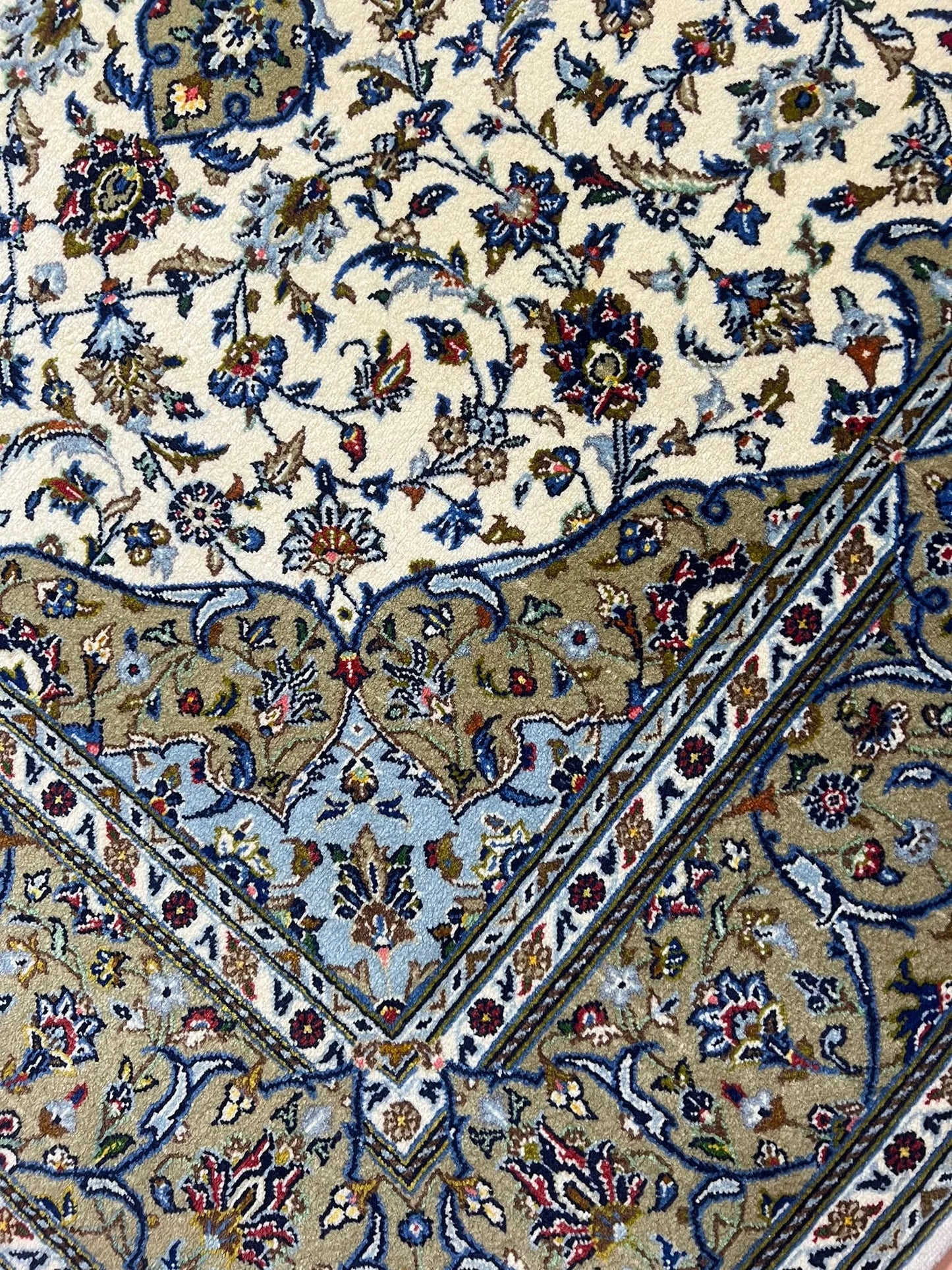 Kashan Rug # 8415