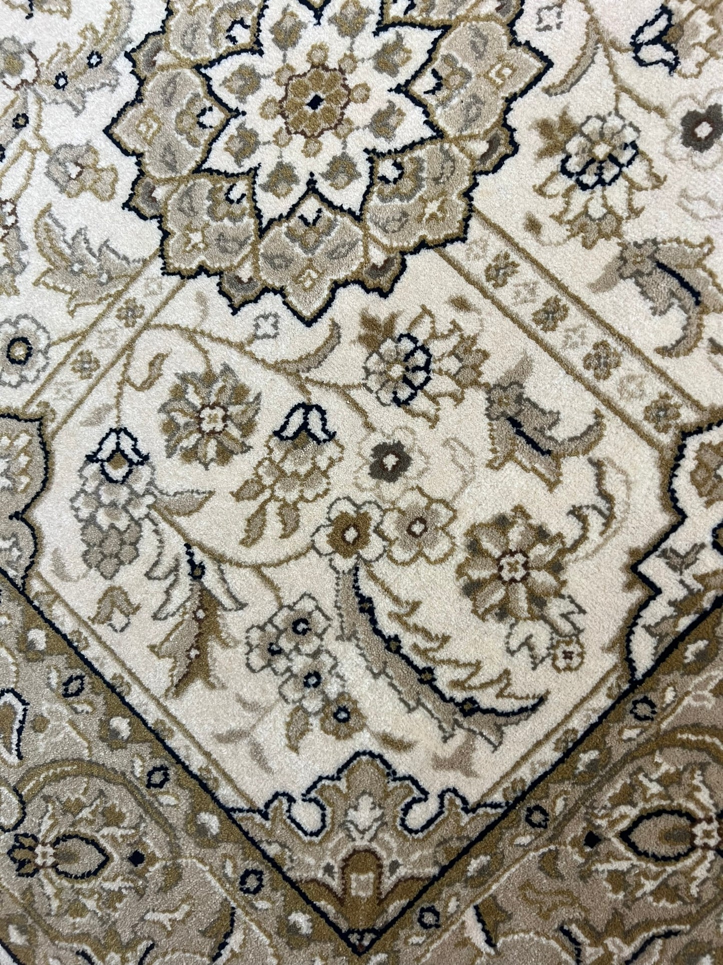 TABRIZ INDIA # 3024