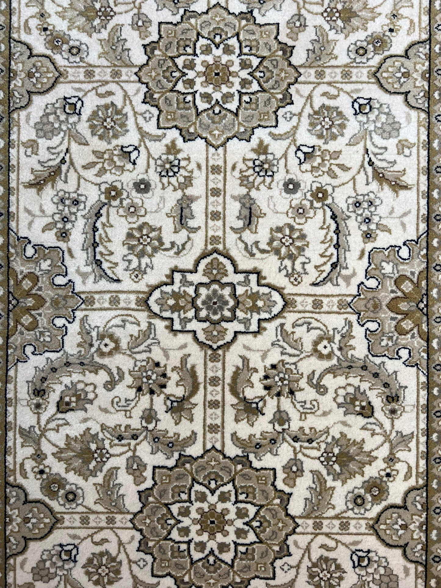 TABRIZ INDIA # 3024