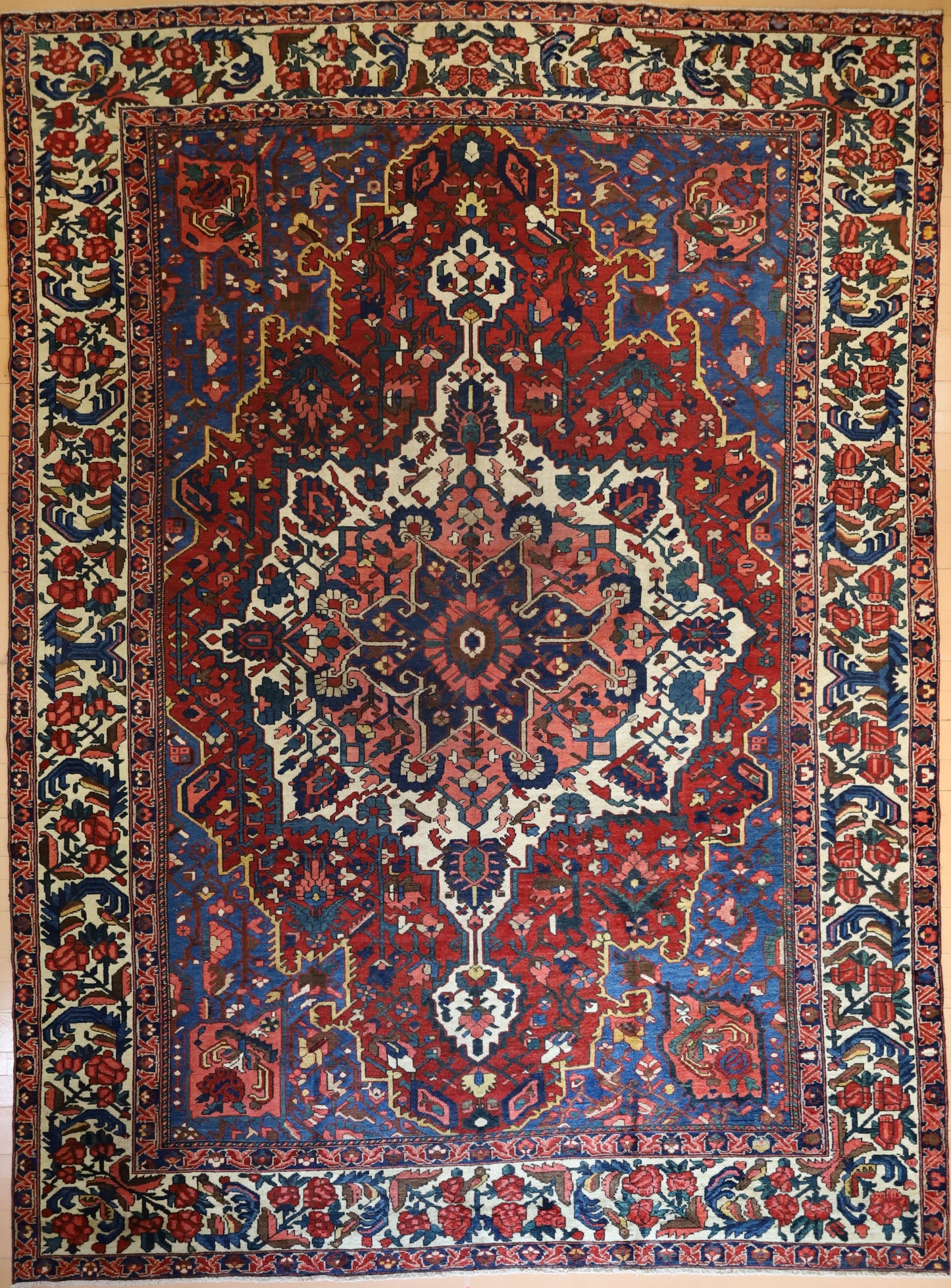 PERSIAN BAKHTIARI #5593