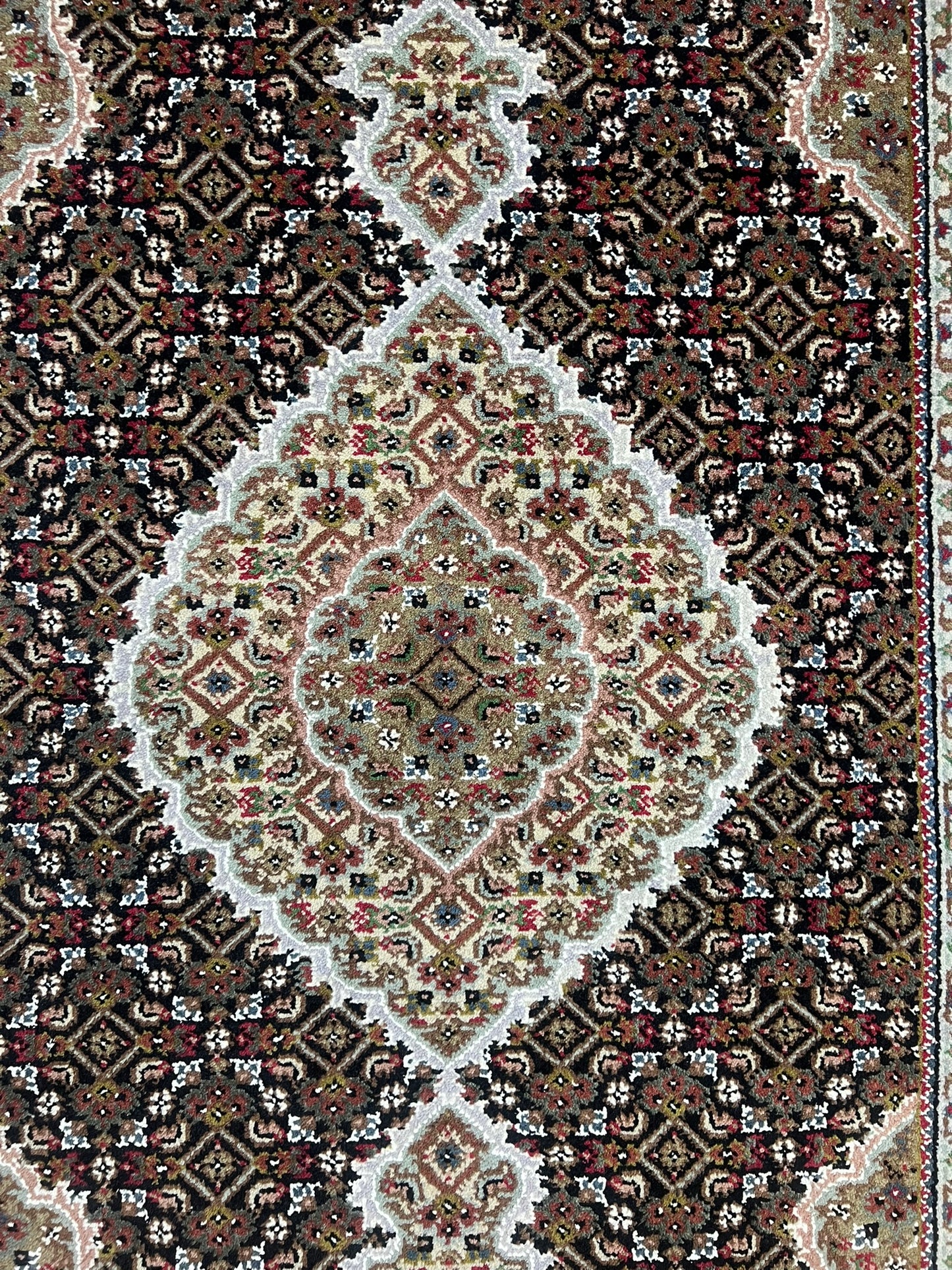 TABRIZ INDIA # 7956